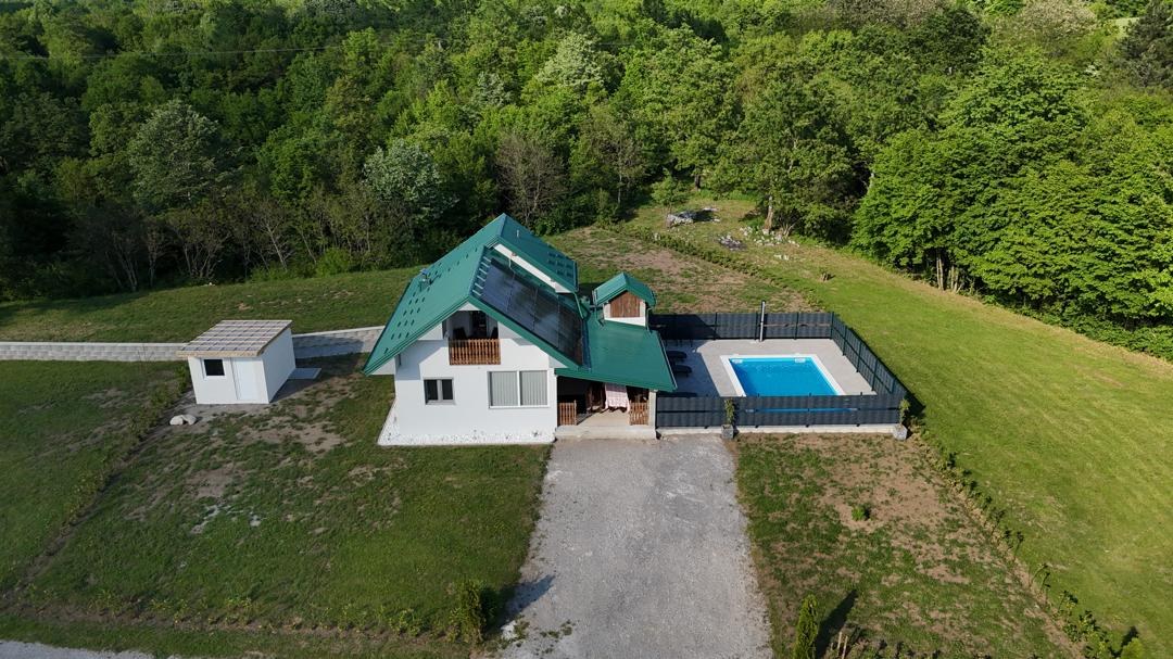 Grmeč Cabin Rentals