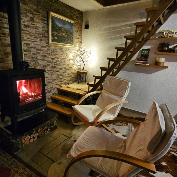 Mystery Lodge Vikendica