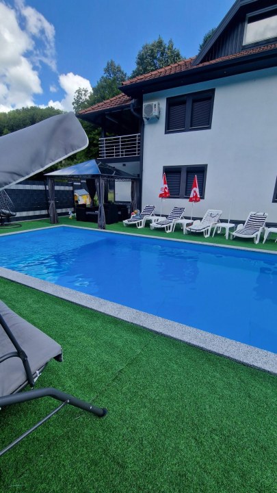 Villa Ena