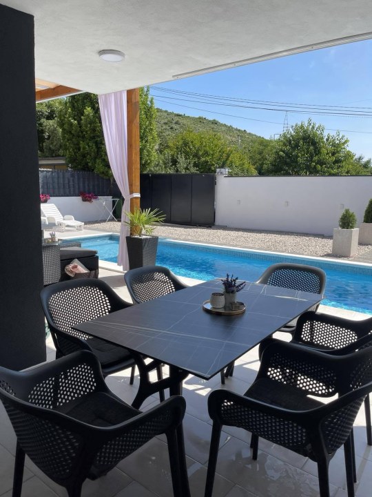 Villa Montana