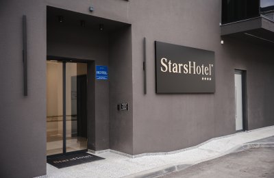 Stars Hotel