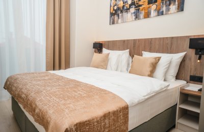 Stars Hotel
