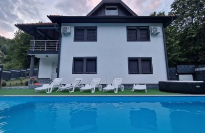 Villa Ena